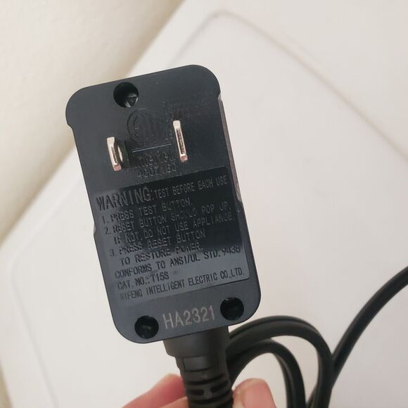 Wavy Talk Ionic Hair Dryer Rose Gold & Grey 1875W with Concentrator Nozzle - Picture 14 of 16